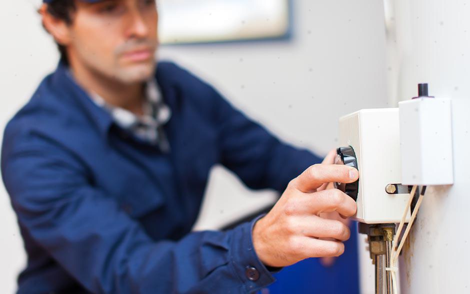 cherche électricien Le Mesnil-le-Roi